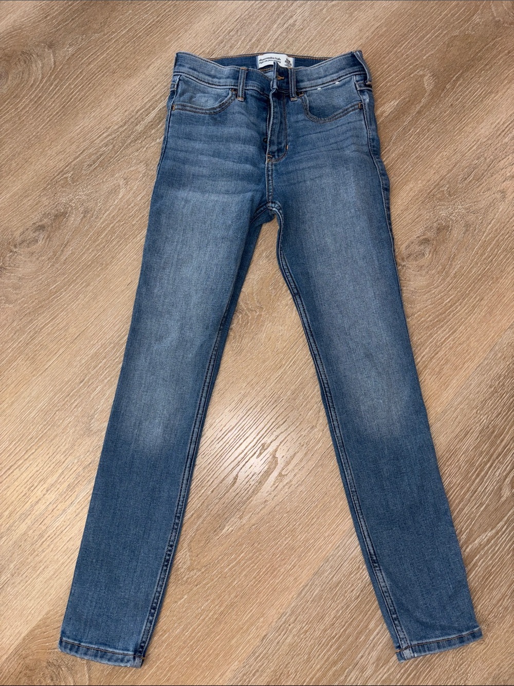 Abercrombie kids jeans 9/0